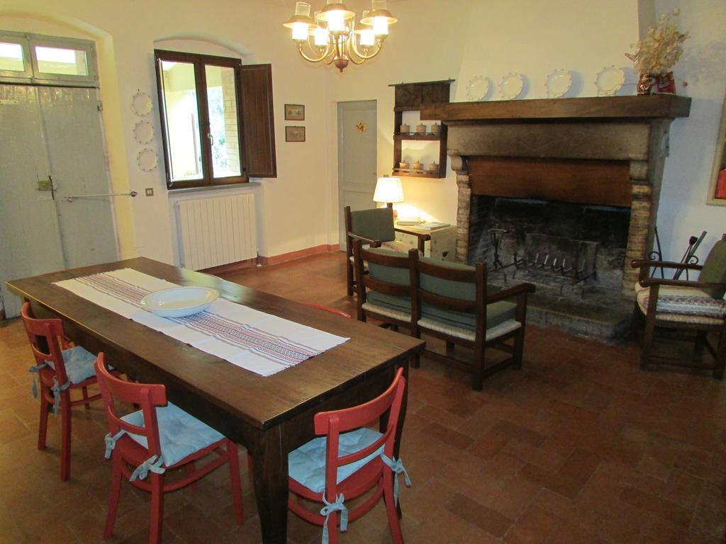 Agriturismo Dea Valfabbrica Kültér fotó