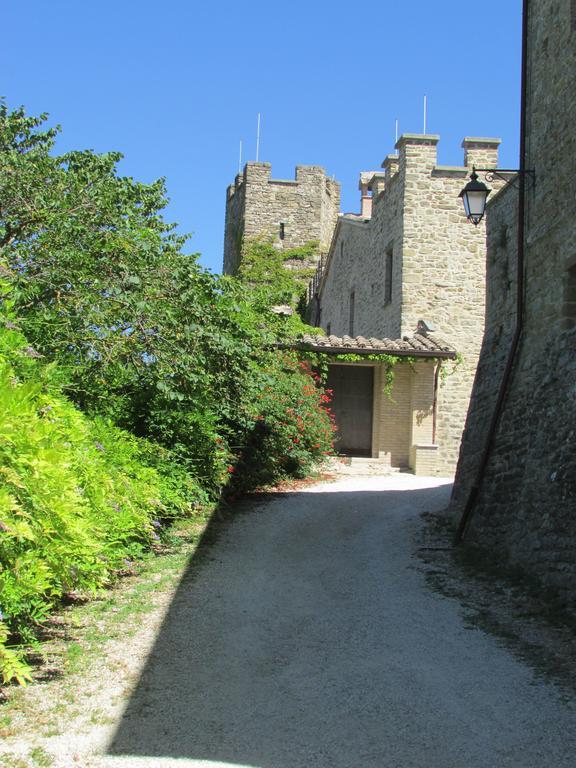Agriturismo Dea Valfabbrica Kültér fotó